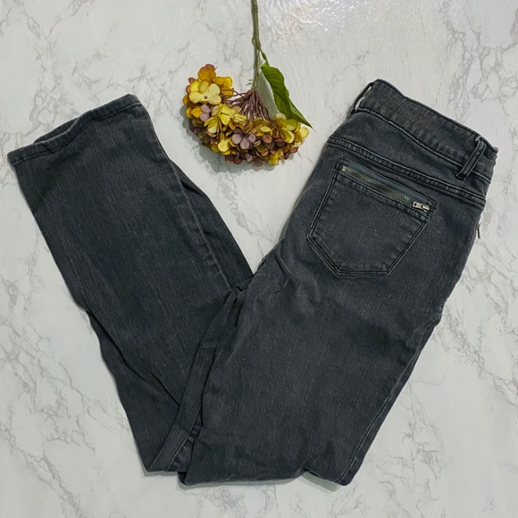 Simply Vera Vera Wang Denim - Simply Vera Wang gray straight leg jeans 10